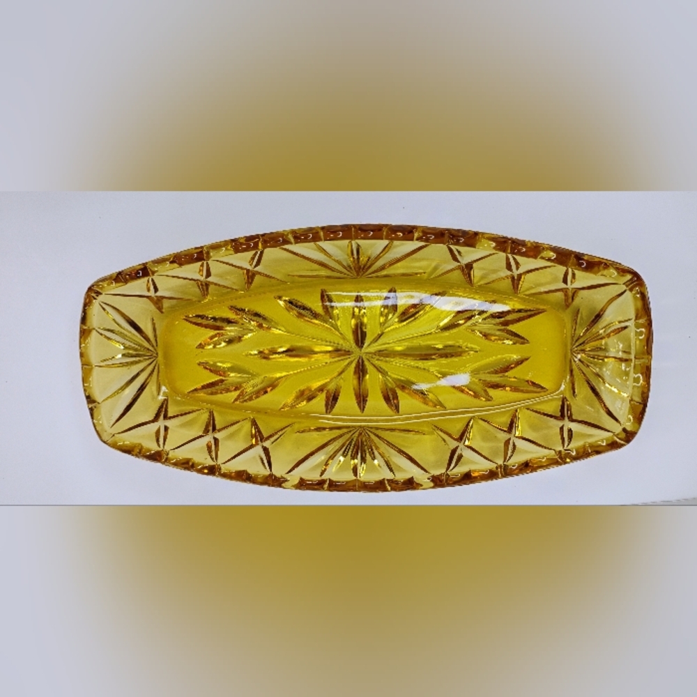 MCM Hazel Atlas Celery Serving Dish Pressed Cut Gold Pattern Glassware Y-3